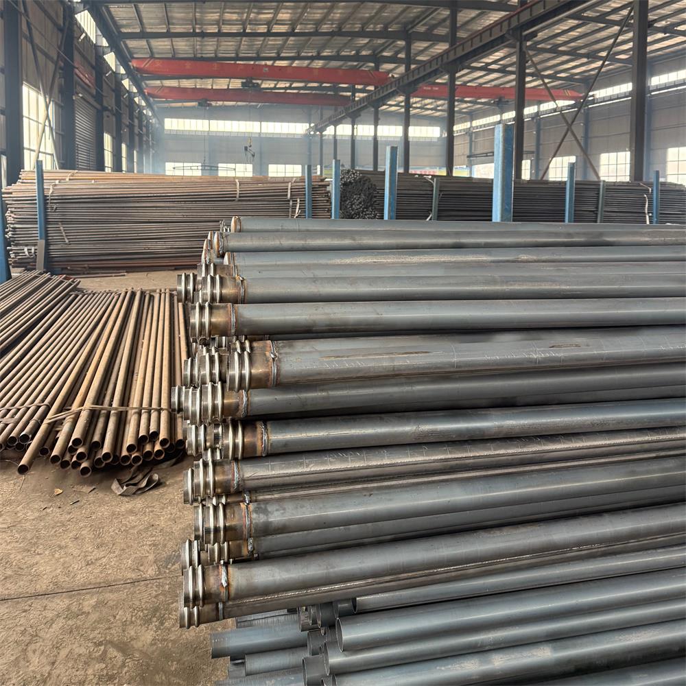 宝益德钢管泰州市销售处 厂区及加工车间